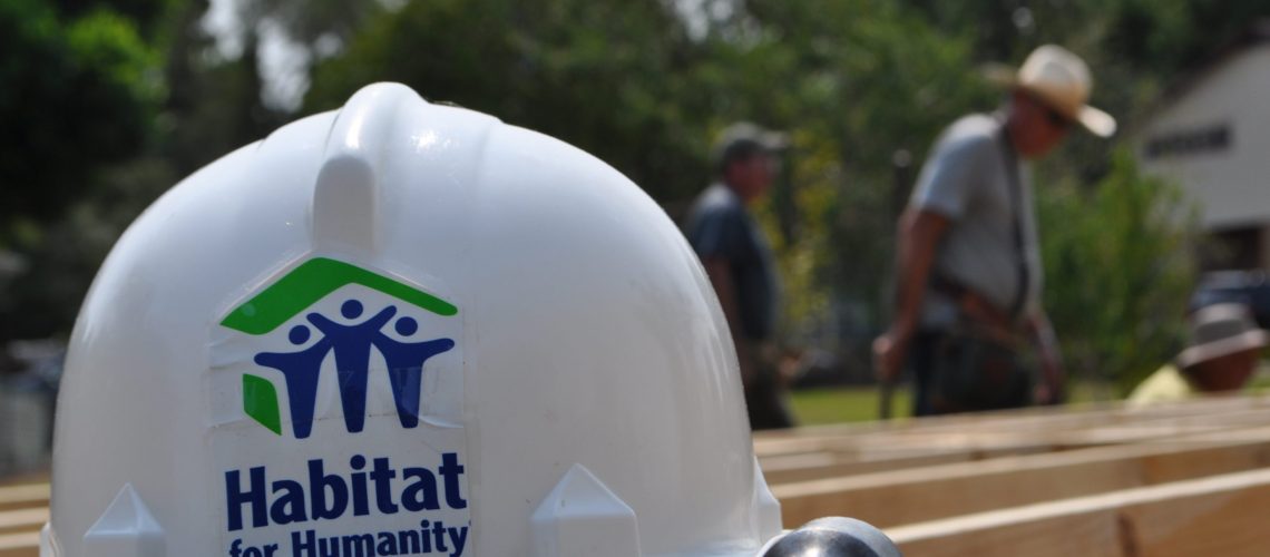 01 Hardhat Blur